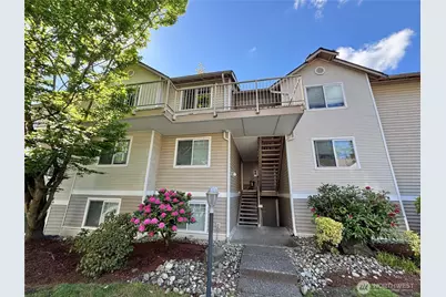 11527 Hwy99 #D 303, Everett, WA 98204 - Photo 1