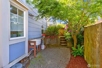 7708 35th Avenue S, Seattle, WA 98118 - Photo 20