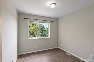 110 S Cambrian Ave, Bremerton, WA 98312 - Photo 26