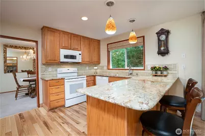 10717 Suncrest Drive, Anderson Island, WA 98303 - Photo 8