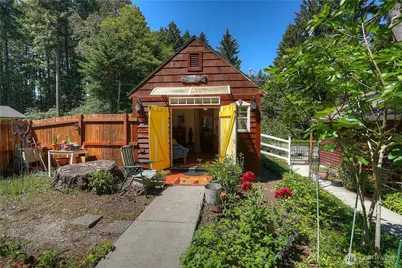 10717 Suncrest Drive, Anderson Island, WA 98303 - Photo 20