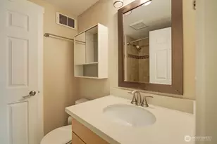 9840 NE 116th St, Kirkland, WA 98034 - Photo 12
