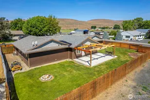 870 NW C St, Ephrata, WA 98823 - Photo 4