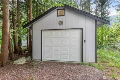 981 Red Valley Lane, Maple Falls, WA 98266 - Photo 34