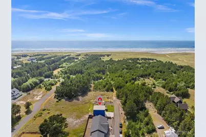205 9th Street NW, Long Beach, WA 98631 - Photo 28