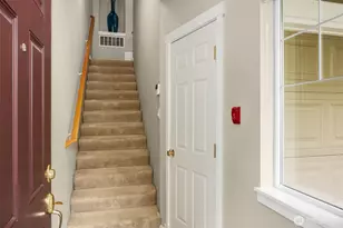 1601 NE Katsura St, Issaquah, WA 98029 - Photo 2