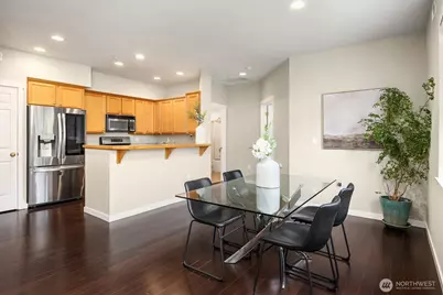 1601 NE Katsura Street #103, Issaquah, WA 98029 - Photo 8