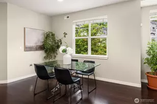 1601 NE Katsura St, Issaquah, WA 98029 - Photo 10