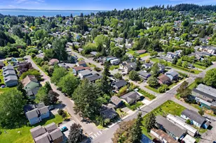 1706 24th St, Bellingham, WA 98225 - Photo 6