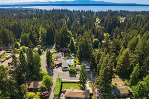 20323 81st Ave W, Edmonds, WA 98026 - Photo 38