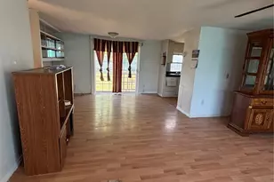 2022 W Broadway Ave, Moses Lake, WA 98837 - Photo 4