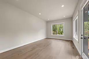 222 106th Ave SE, Bellevue, WA 98004 - Photo 18