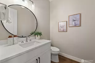 222 106th Ave SE, Bellevue, WA 98004 - Photo 14