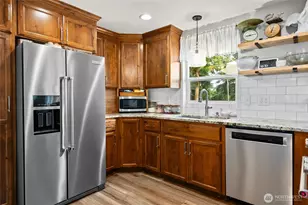 16115 243rd St E, Graham, WA 98338 - Photo 4