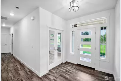 800 Barbara Lane, Centralia, WA 98531 - Photo 2