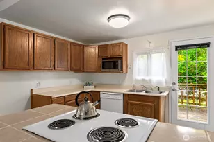 8844 18th Ave SW, Seattle, WA 98106 - Photo 10