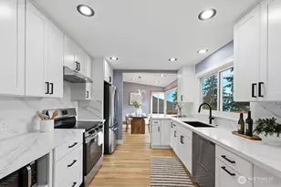 10851 Marine View Dr, Seattle, WA 98146 - Photo 8