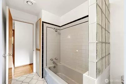 10851 Marine View Drive, Seattle, WA 98146 - Photo 24