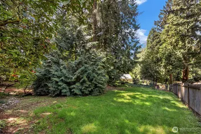 8941 170th Court NE, Redmond, WA 98052 - Photo 36