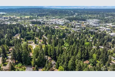 8941 170th Court NE, Redmond, WA 98052 - Photo 38