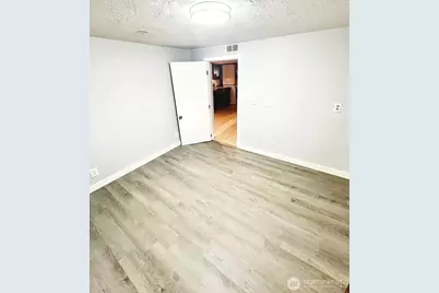 10033 Des Moines Memorial Drive S, Seattle, WA 98168 - Photo 20
