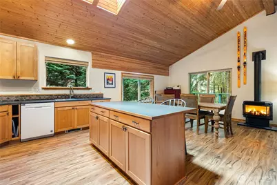 7469 Miller Way, Glacier, WA 98244 - Photo 8