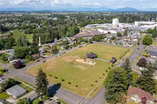 704 Glenning St, Lynden, WA 98264 - Photo 8