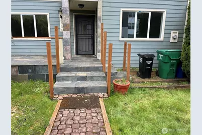 6906 55th Avenue S, Seattle, WA 98118 - Photo 2