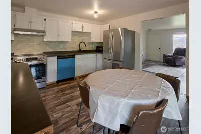 1733 Foxtail Circle, Woodland, WA 98674 - Photo 8