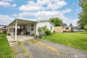 380 E Pole Rd, Lynden, WA 98264 - Photo 1