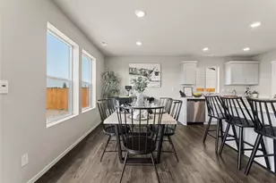 20310 161st St E, Bonney Lake, WA 98391 - Photo 8