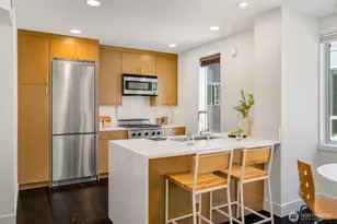 307 14th Ave E, Seattle, WA 98112 - Photo 8