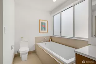 307 14th Ave E, Seattle, WA 98112 - Photo 16