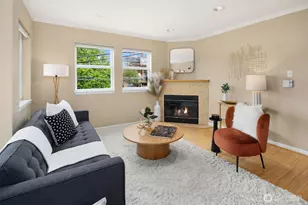 1417 Queen Anne Ave N, Seattle, WA 98109 - Photo 6