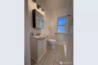 1022 Rockefeller Avenue, Everett, WA 98201 - Photo 18