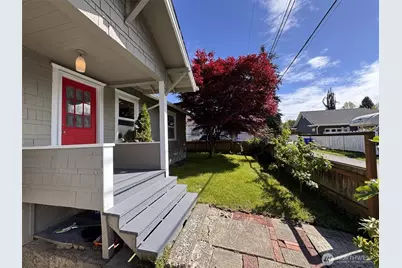 1022 Rockefeller Avenue, Everett, WA 98201 - Photo 2