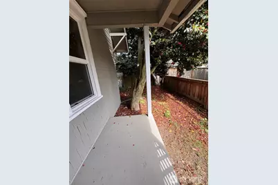 1022 Rockefeller Avenue, Everett, WA 98201 - Photo 6
