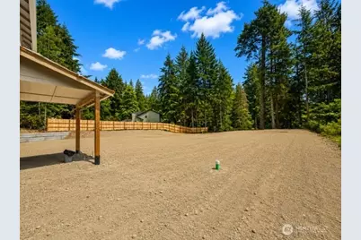 4132 Lakeview Avenue NW, Bremerton, WA 98312 - Photo 2