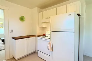 402 S Main St, Omak, WA 98841 - Photo 10