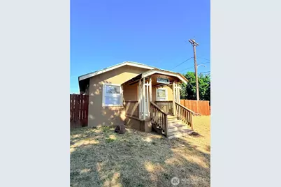 402 S Main Street, Omak, WA 98841 - Photo 2