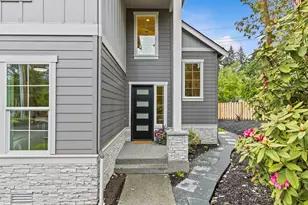 9207 NE 175th St, Bothell, WA 98011 - Photo 2