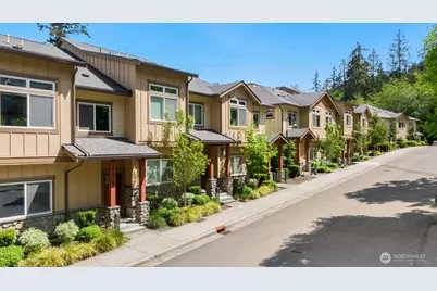 1058 Cabin Creek Lane SW, Issaquah, WA 98027 - Photo 2
