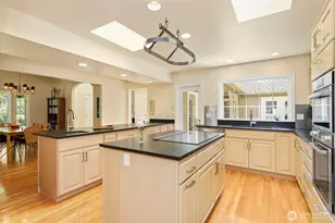 203 Baycliff Dr, Port Townsend, WA 98368 - Photo 12