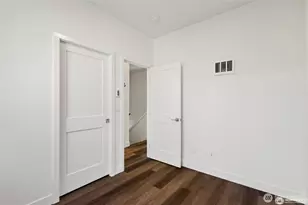 5257 Brooklyn Ave NE, Seattle, WA 98105 - Photo 22