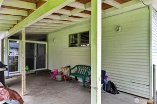 411 Tule Lake Rd S, Tacoma, WA 98444 - Photo 8