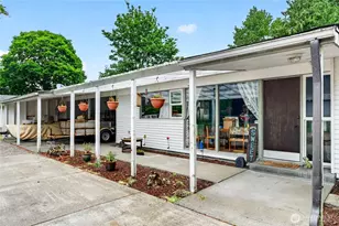 411 Tule Lake Rd S, Tacoma, WA 98444 - Photo 4