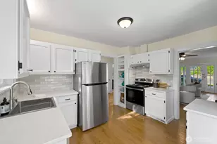 5455 42nd Ave SW, Seattle, WA 98136 - Photo 8