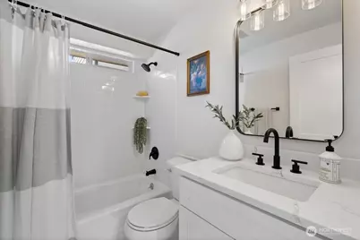 2701 NE 110th Street #A, Seattle, WA 98125 - Photo 18