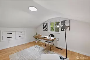 2701 NE 110th St, Seattle, WA 98125 - Photo 22
