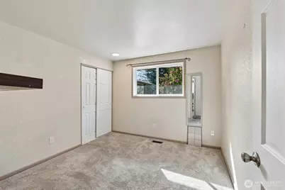 2026 Timber Trl, Bothell, WA 98012 - Photo 16